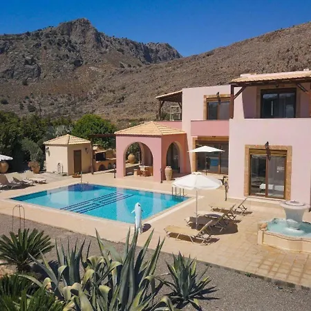 Luxury Ioannis Villa *